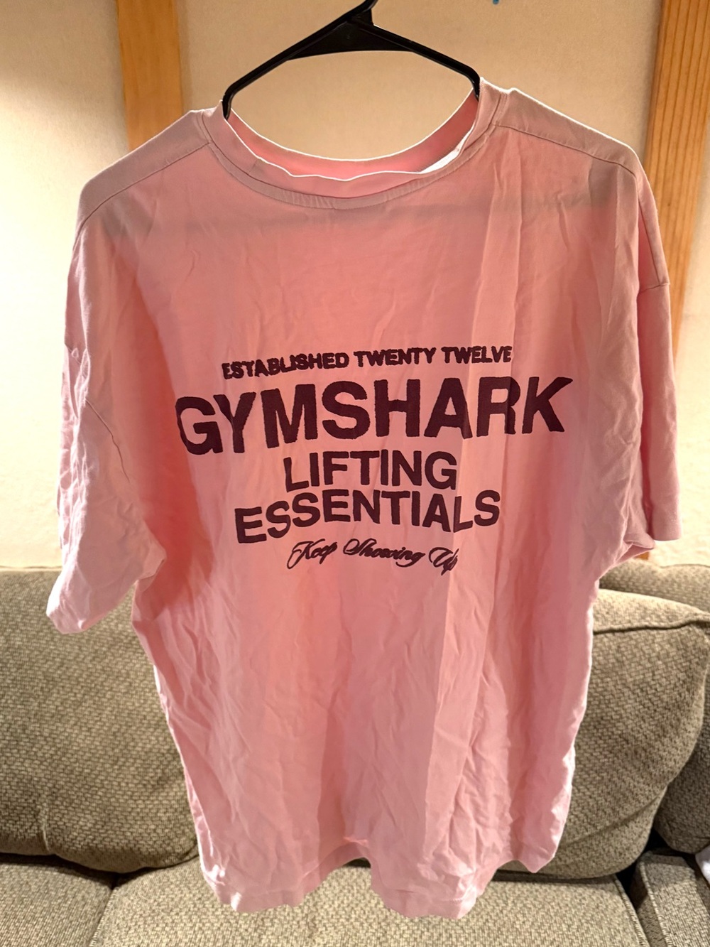 Gymshark Baby Pink/Maroon Lifting Essentials Oversized Tee, women’s size M Good